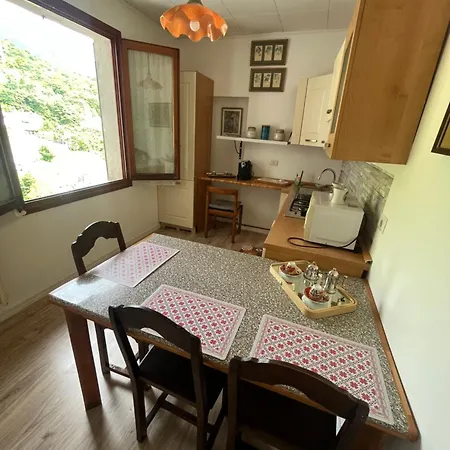 Panorama,cremia-casa Luisa 아파트