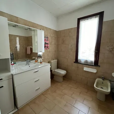 Panorama,cremia-casa Luisa 아파트 *